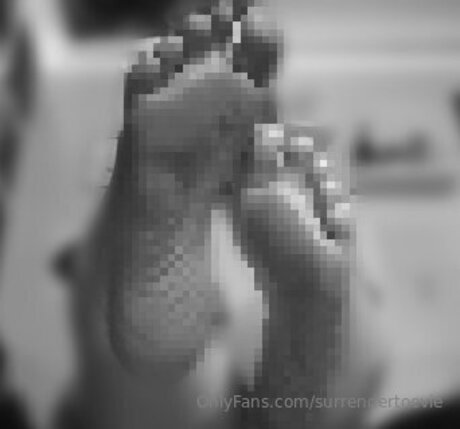 fille courbée dà côté onlyfans porno érotique galerie