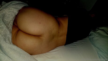 gros cul gros seins onlyfans nu érotique collection