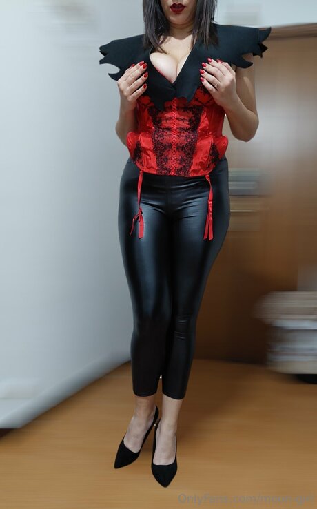 Moon Girl étoile adulte galeries