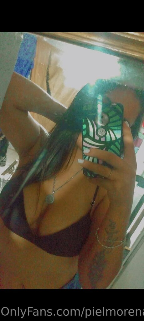 éjaculation ébène onlyfans érotique de haute qualité des photos