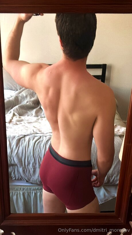 Dmitri Morozov modèle exclusif des photos