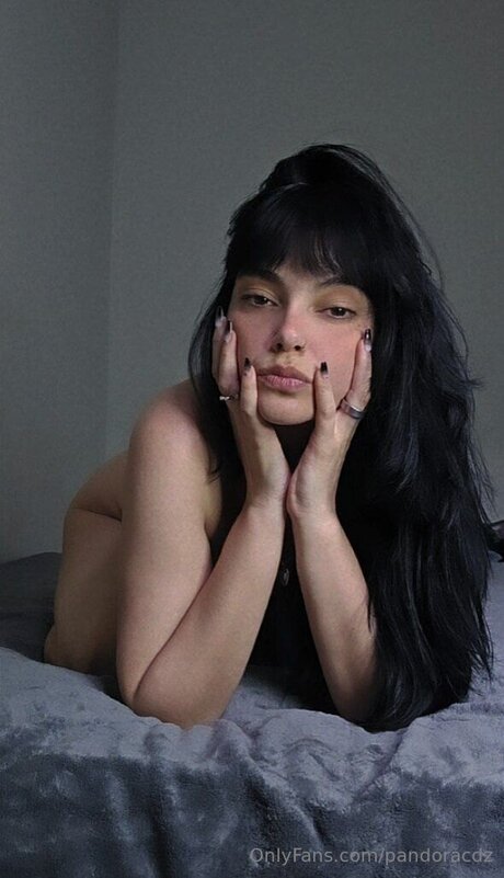 bbw gothique uniquementfans nu libre images