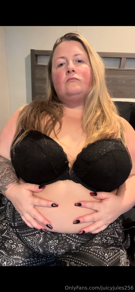 Juicyjules256 xxx étoile galerie