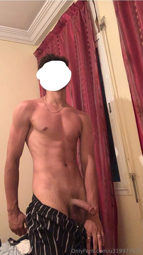 baisers lesbiens onlyfans plutôt sexy photos