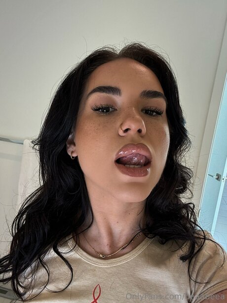 Beaabeea nus star du porno img