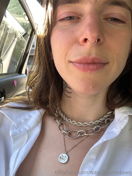 Robin2doorsdown modèle xxx images