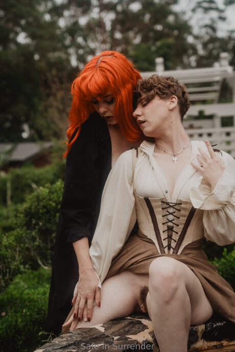 Safeinsurrender modèle chaud galerie