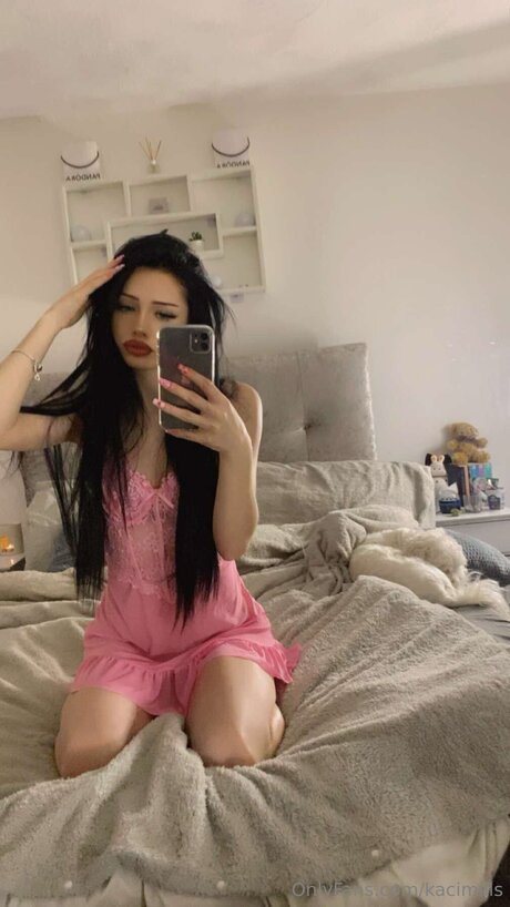 Kacimills sexe star image