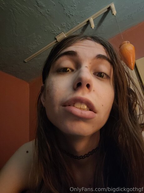 Bigdickgothgf jolie star du porno galeries