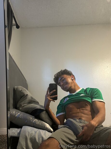 Babypetros star du porno adulte photos