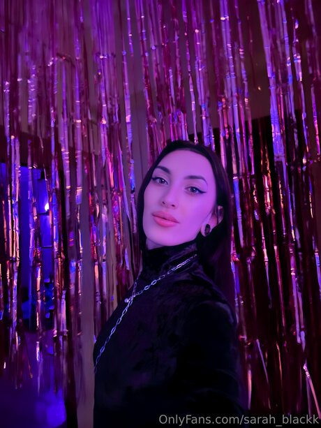 Sarah Blackk star du porno exclusive image
