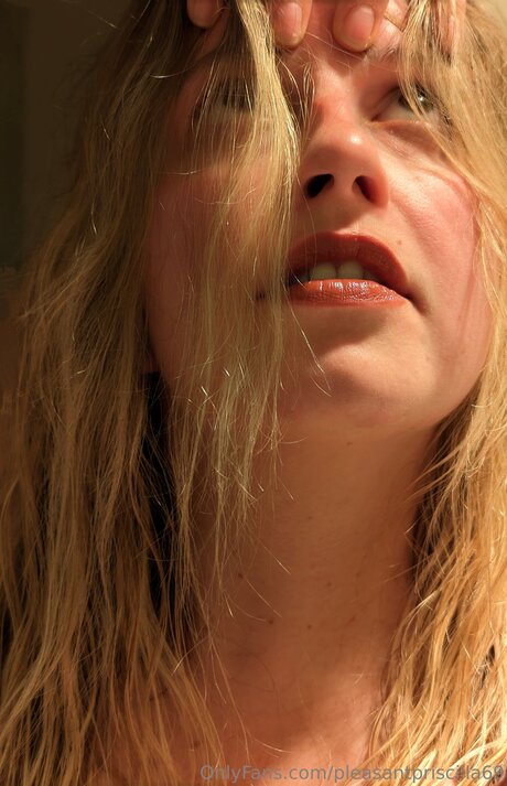 Pleasantpriscilla modèle sympa img