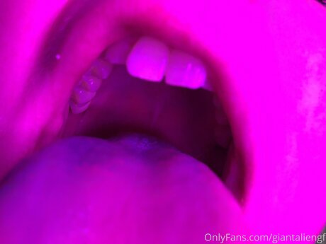 Giantaliengf star du porno érotique image