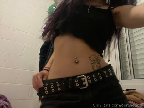 Aureliagoth star du porno gratuite des photos