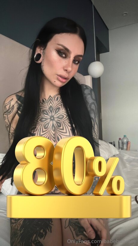 Babebunniee star du porno nue des photos