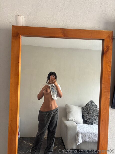 Babygenn09 haut modèle photos