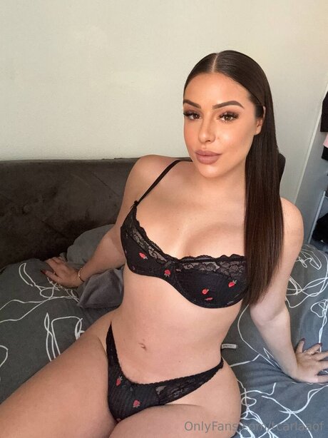 Tcarlaaof actrice de sexe images