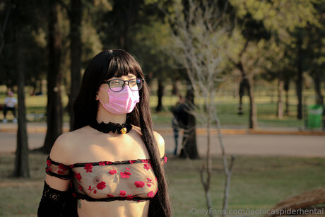 Lachicaspiderhentai star du porno en haute qualité archive