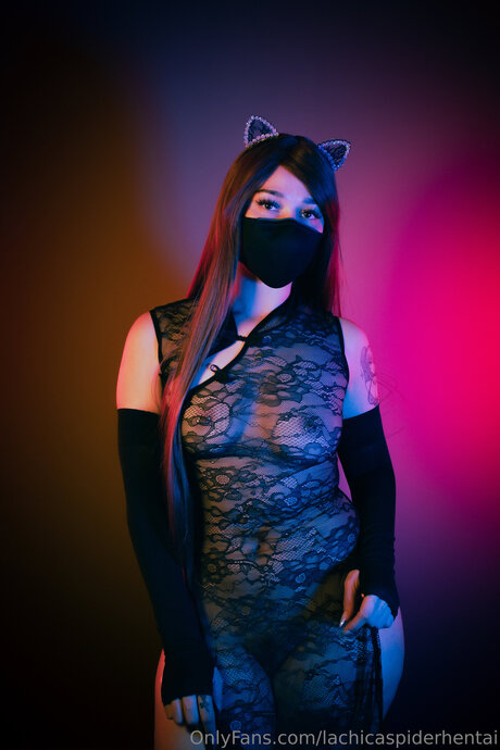 Lachicaspiderhentai star du porno belle images