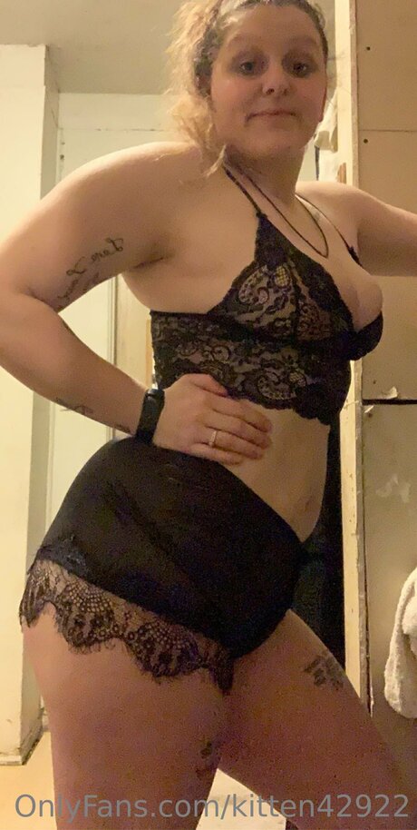 Kitten42922 star du porno exclusive photo