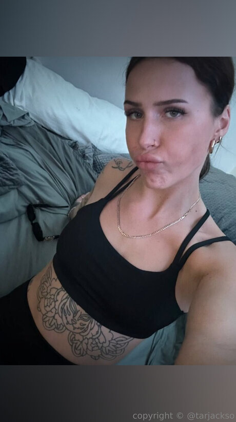 Taragracex actrice chaude galerie