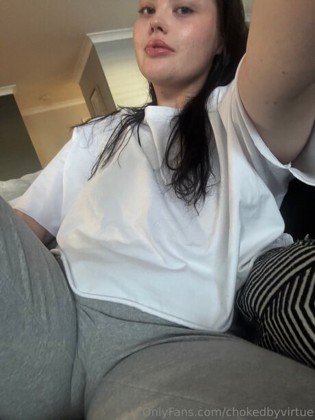 Holly X Star art modèle des photos