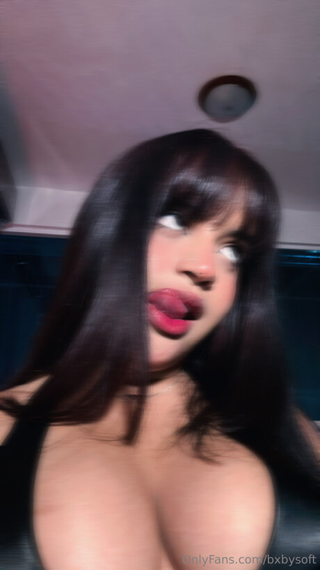 Sophiapotter modèle chaud galeries