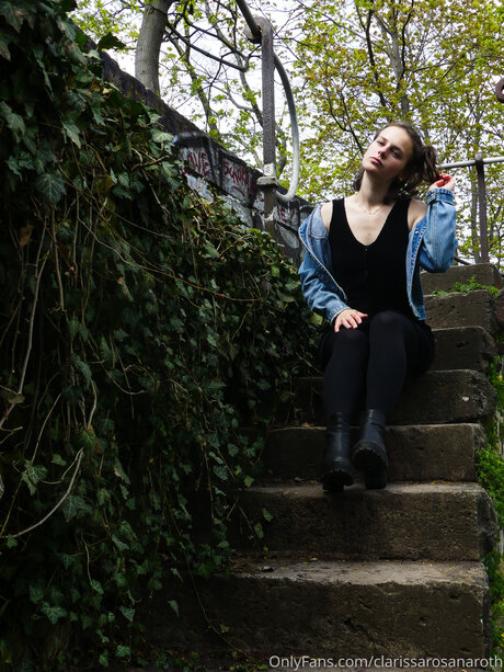 Clarissarosanaroth nus star du porno photo