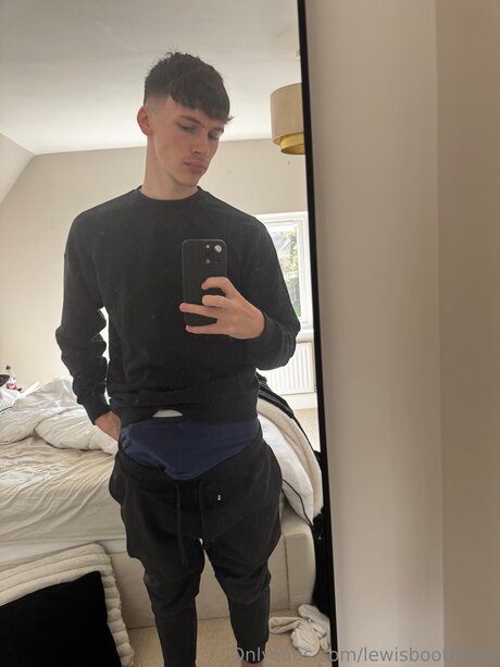 amateurs courbés onlyfans hd xxx image