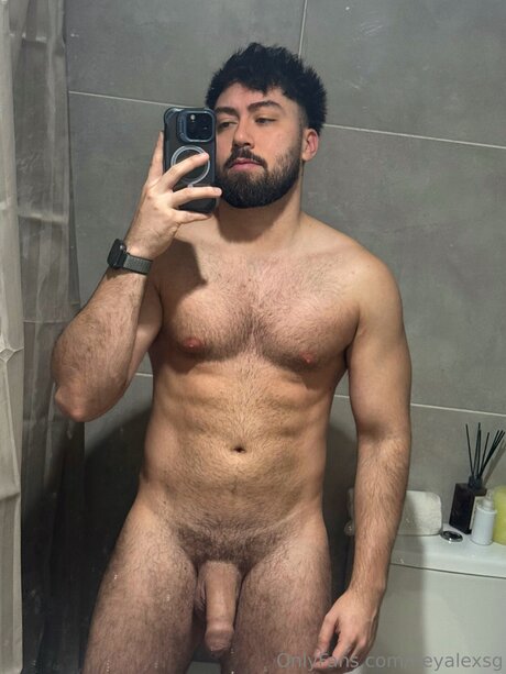 Heyalexsg actrice érotique image