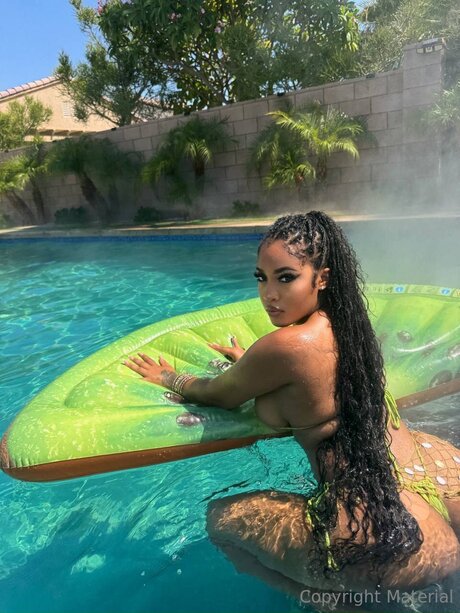 Misskaelynmarievip modèle pornographique img