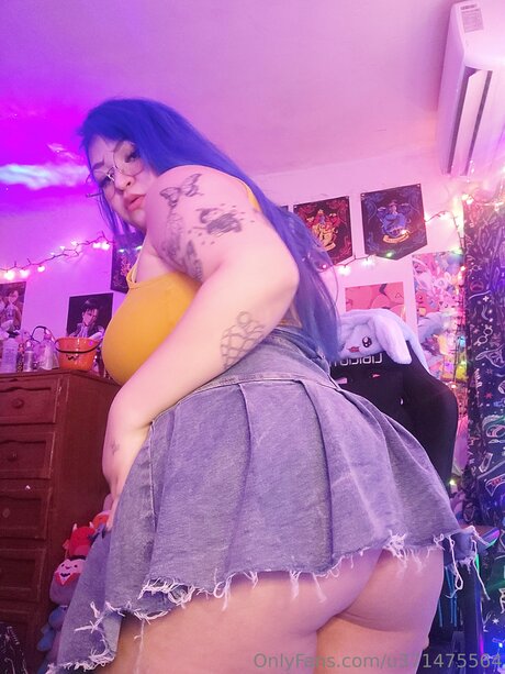 U371475564 modèle sympa photo