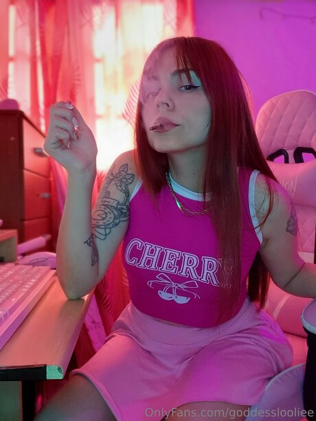 Goddesslooliee star du porno adulte archive