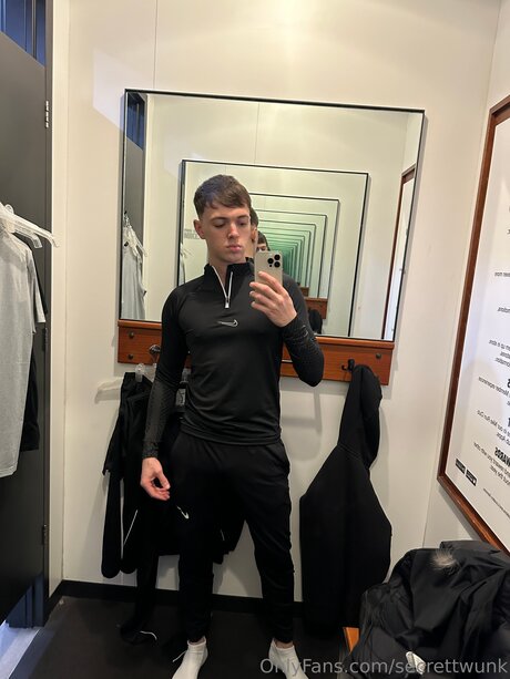 Secrettwunk modèle adulte photo