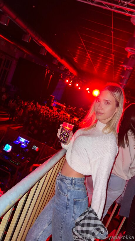 Yanakokka actrice nue image