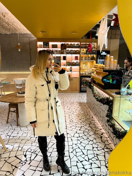 Yanakokka star du porno en haute qualité galeries