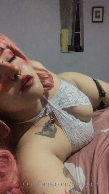 Chugauwur modèle sexy photo