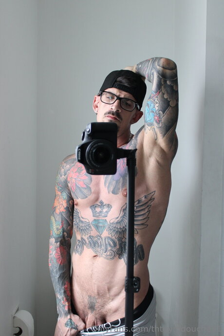 tricherie onlyfans porno nus photo