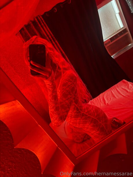 Hernamessarae star du porno exclusive image