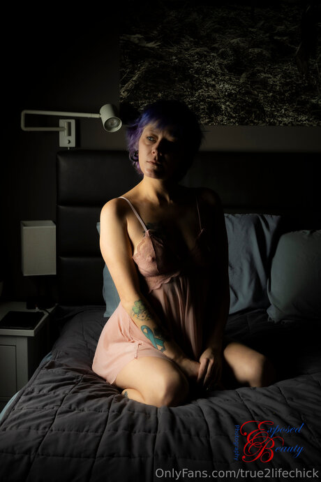 True2lifechick modèle sexy galerie