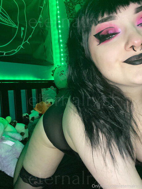 Eternalrxst modèle galeries