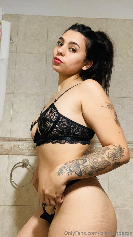 Lolamendezzz étoile galerie