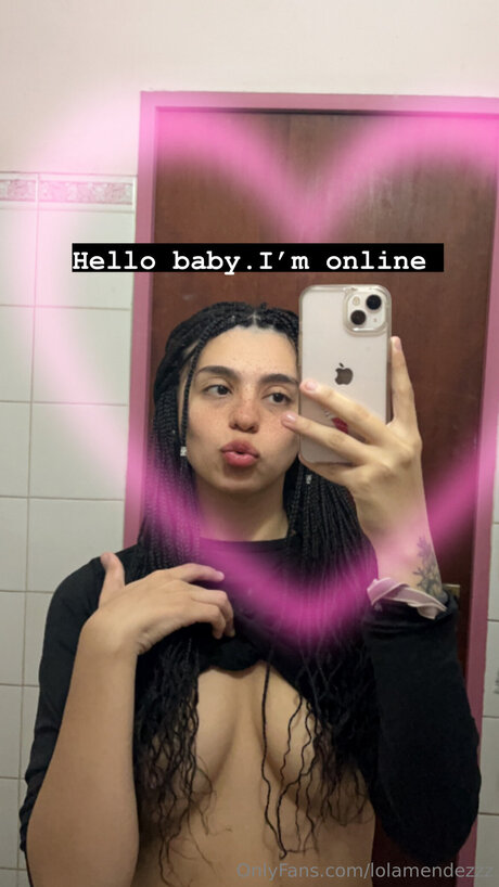 Lolamendezzz modèle sympa collection