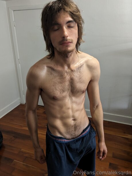 Aleksqrdn star du porno exclusive image