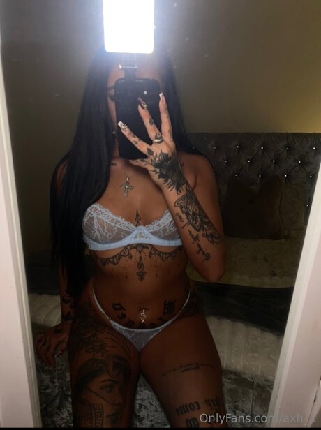 Axh X art modèle photo