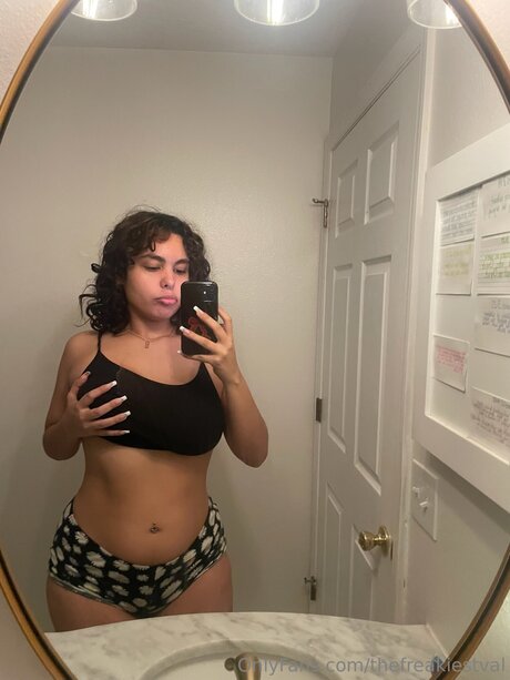 épouse arabe onlyfans sexy jolie collection