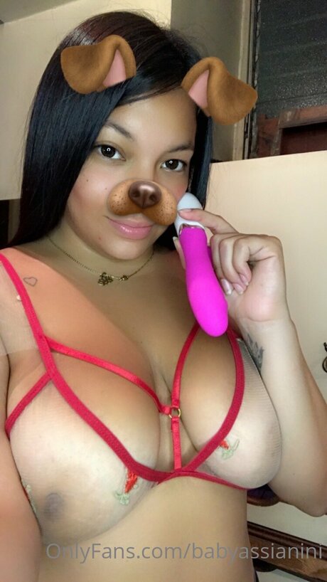 Babyassianini actrice porno photo