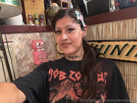 Dollydemonixxx star du porno gratuite galerie