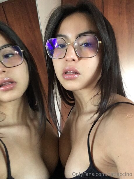 Catiaccino star du porno hd img