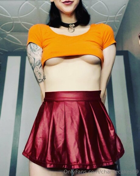 Charliecakes69 modèle exclusif archive